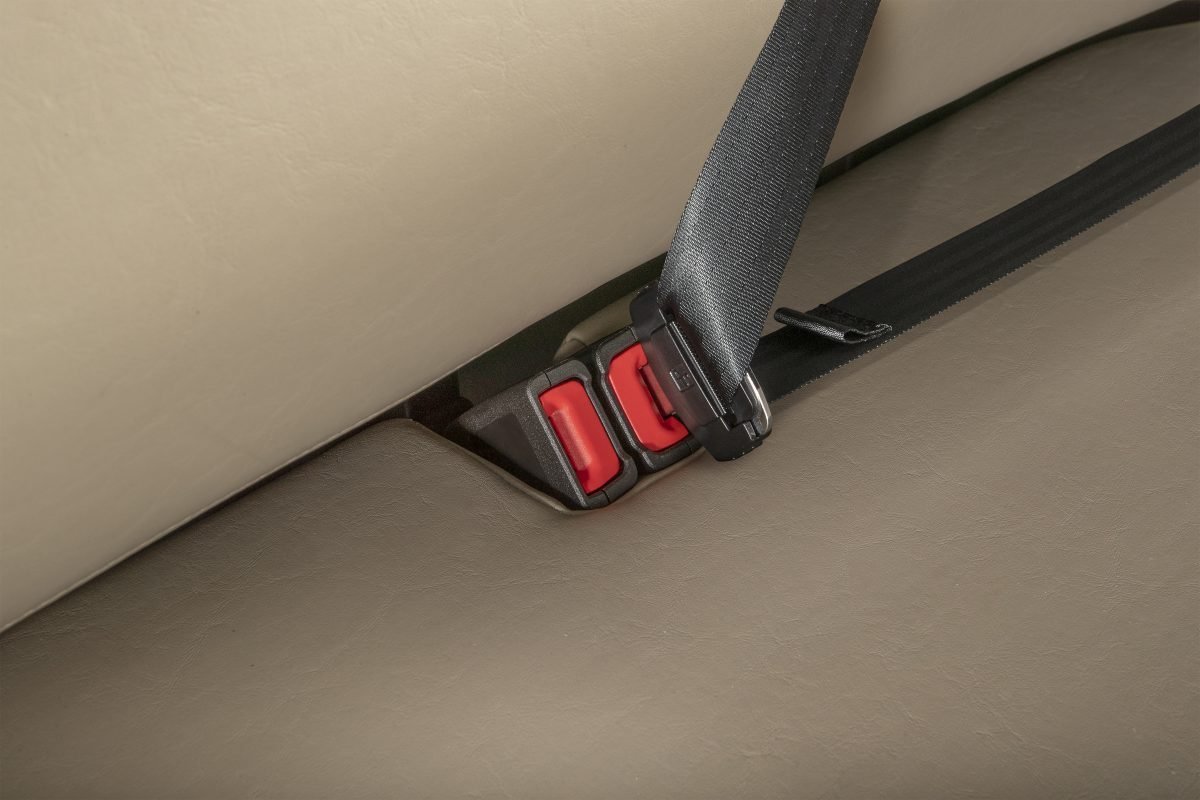 cc 2022 cru 3ptseatbelt 2.jpg