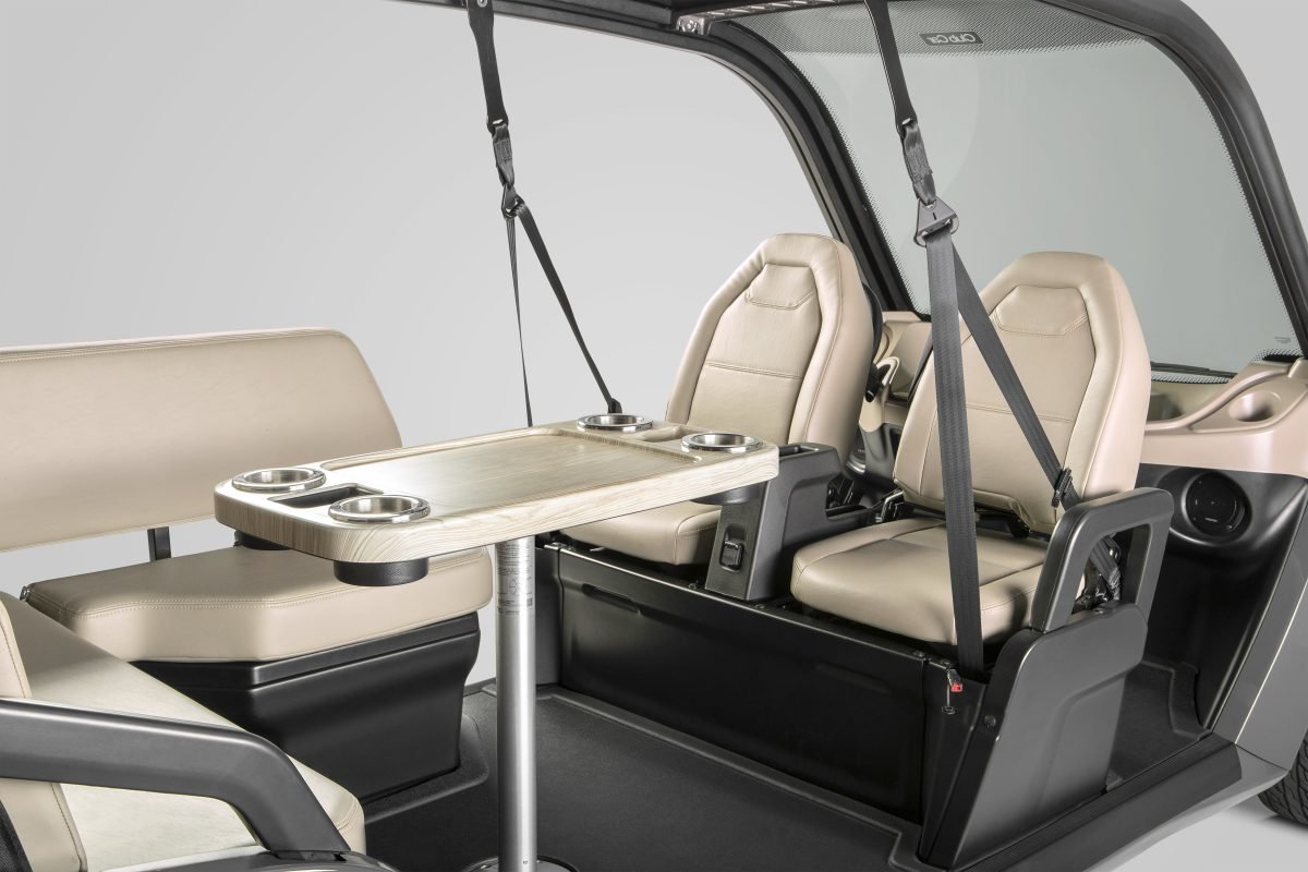 cc 2022 cru rearseating 1c.jpg