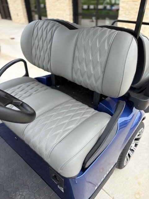 seat 25.jpg